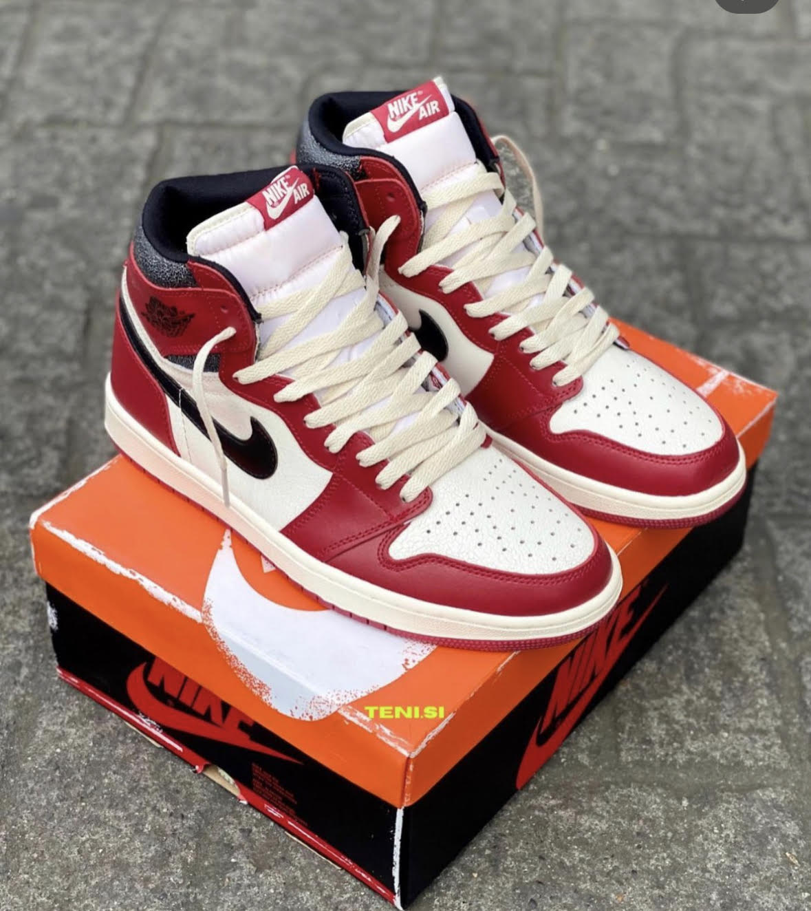 Air Jordan 1 Retro 1985 High OG Chicago ''Lost & Found''