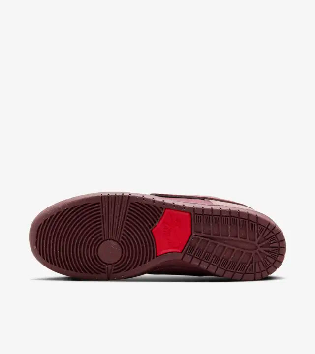 Nike SB Dunk Low ''Burgundy Crush''